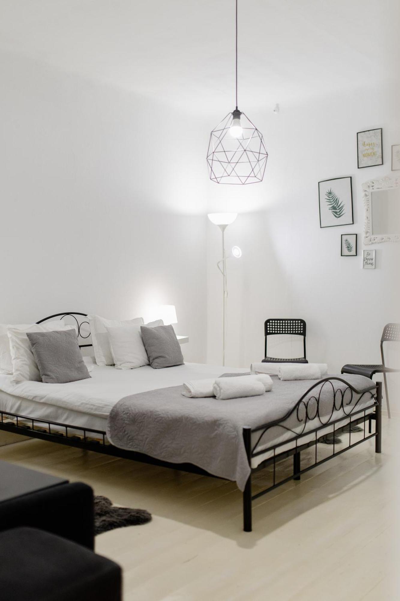 La Maison Blanche Hotell Alba Iulia Eksteriør bilde