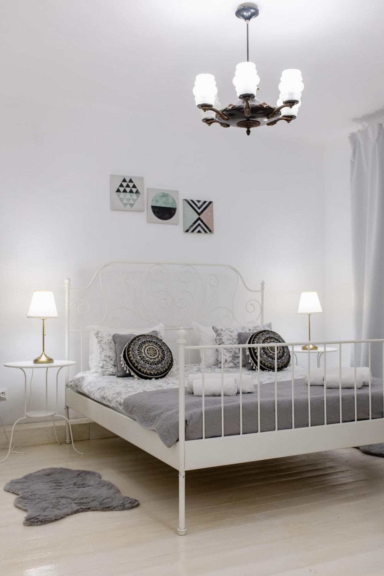 La Maison Blanche Hotell Alba Iulia Eksteriør bilde