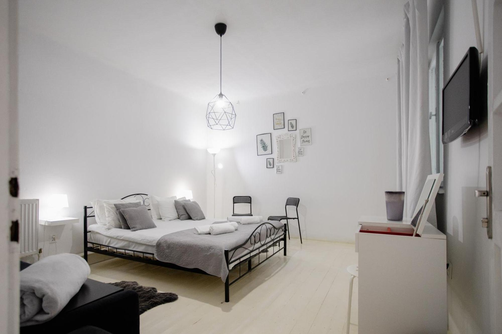 La Maison Blanche Hotell Alba Iulia Eksteriør bilde